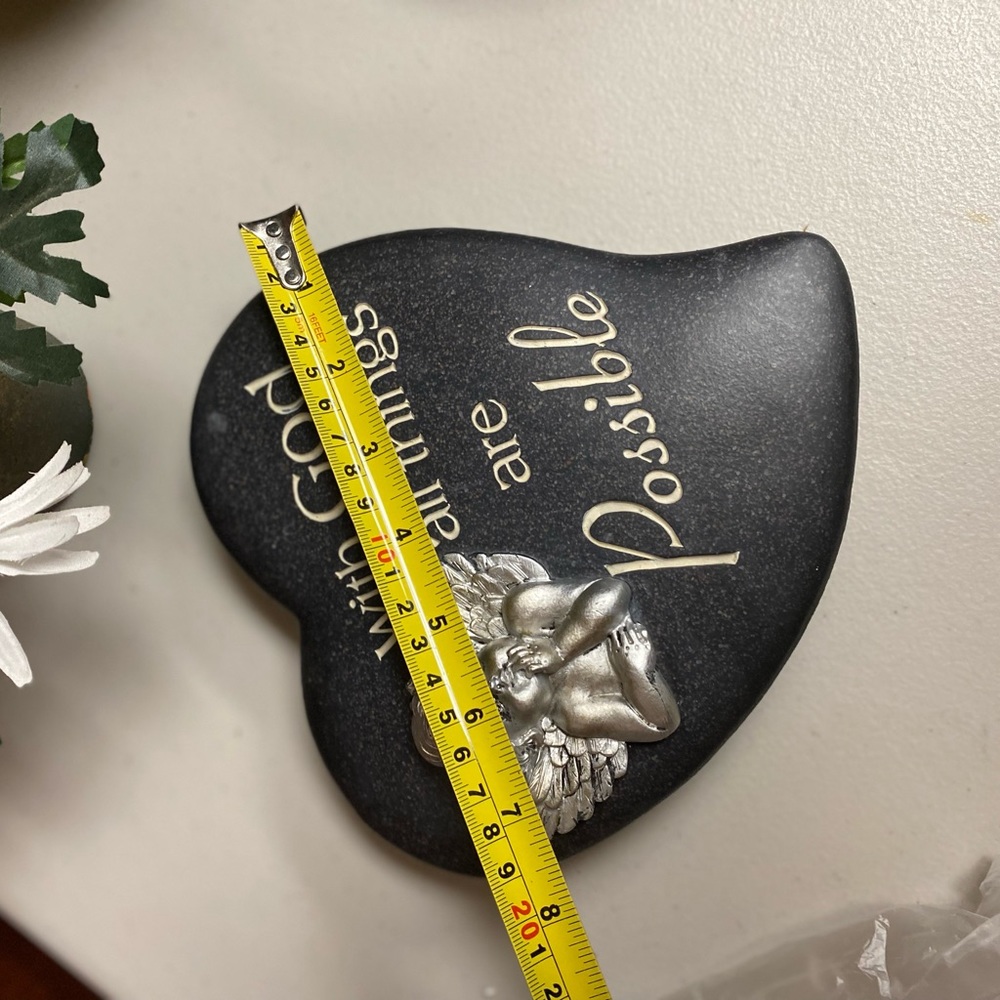 heart with silver cherub figure - With God all things are Possible - Picture 5 of 11
